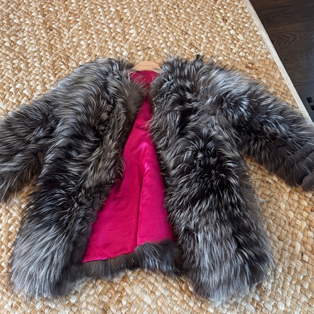 Gorgeous, real fur custom women’s fur coat- Gray fox fur lined in magenta silk